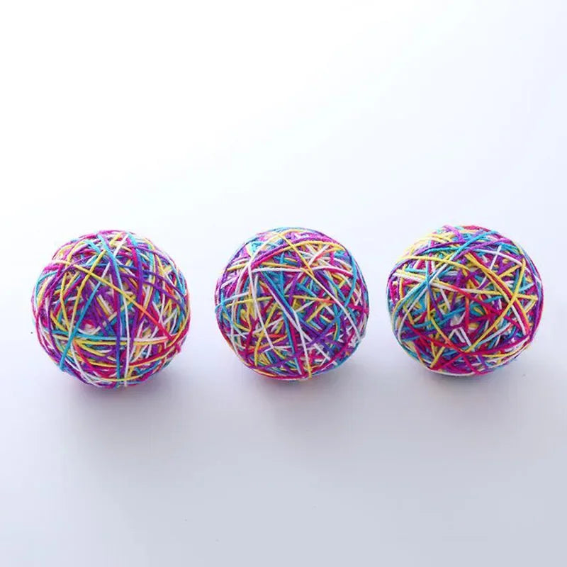 Dia. 9cm Cute Cat Dog Toys Pet Dog Cat Toy Colorful Wool Round Ball with Small Bell Rainbow Toy For Dog Cat Chewing Playing