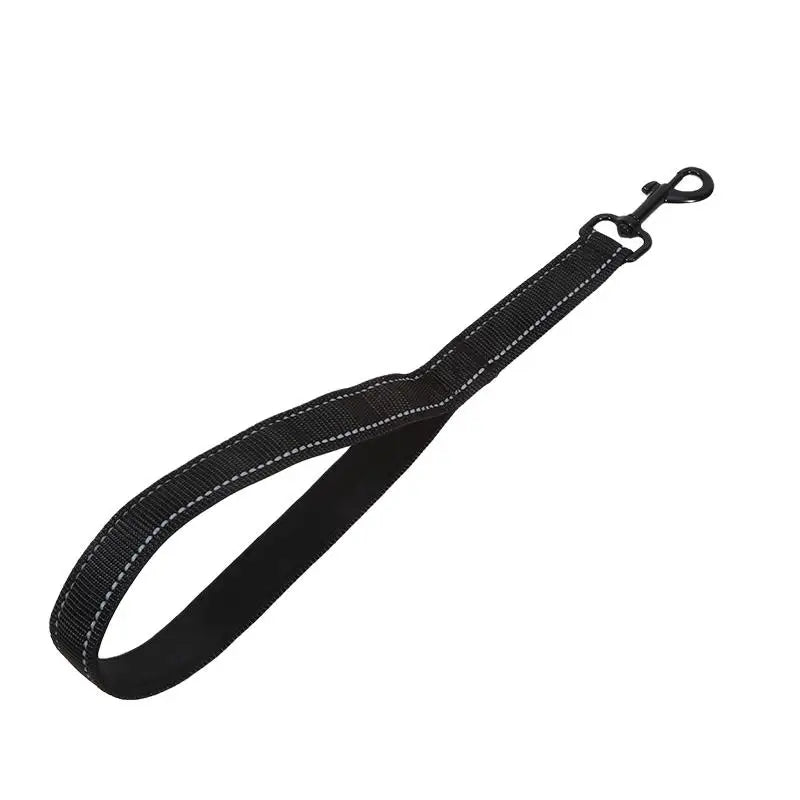 Dog Leash Short Dogs Leash Dog Chain Comfortable Handle Leashes For Large Medium Dogs Walking One Step Pet Chain